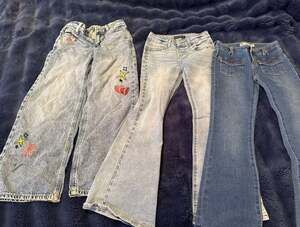 Girls size 8 Lot of 3 Pairs Jeans Including Embroidered Denim and Levi's Flare